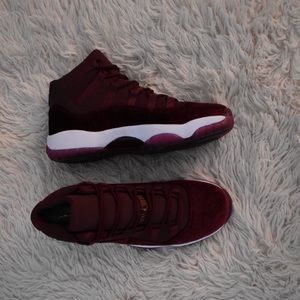 Jordan retro 11s